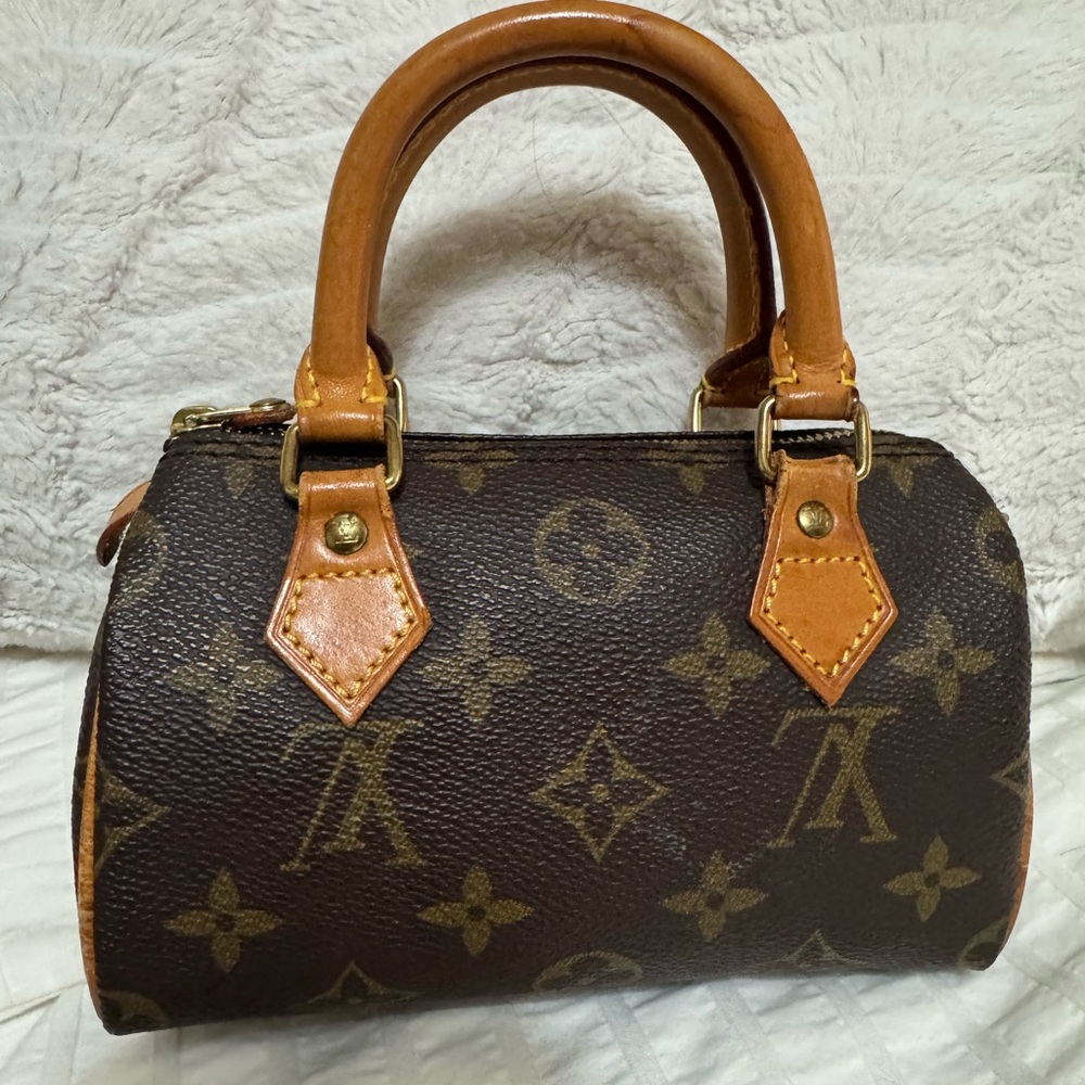 SOLD-Authentic Louis Vuitton vintage speedy mini HL from 1994